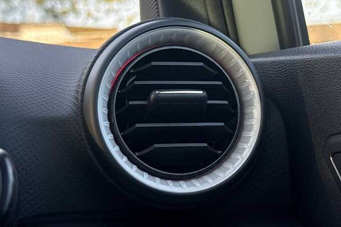 SEAT Arona 1.0 TSI 115 FR Black Edition 5dr